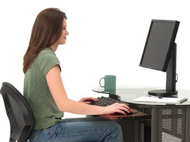 Điều chỉnh tư thế ngồi máy tính